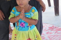 little-girl-praying