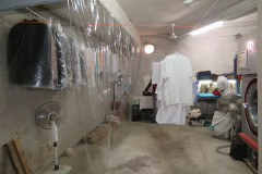 dry-cleaning-hanging